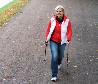 caminata nordica Caminar rápido da más años de vida